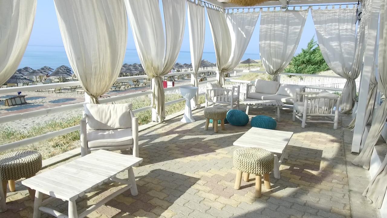 Villaggio Catalano Кастеланета Марина Екстериор снимка