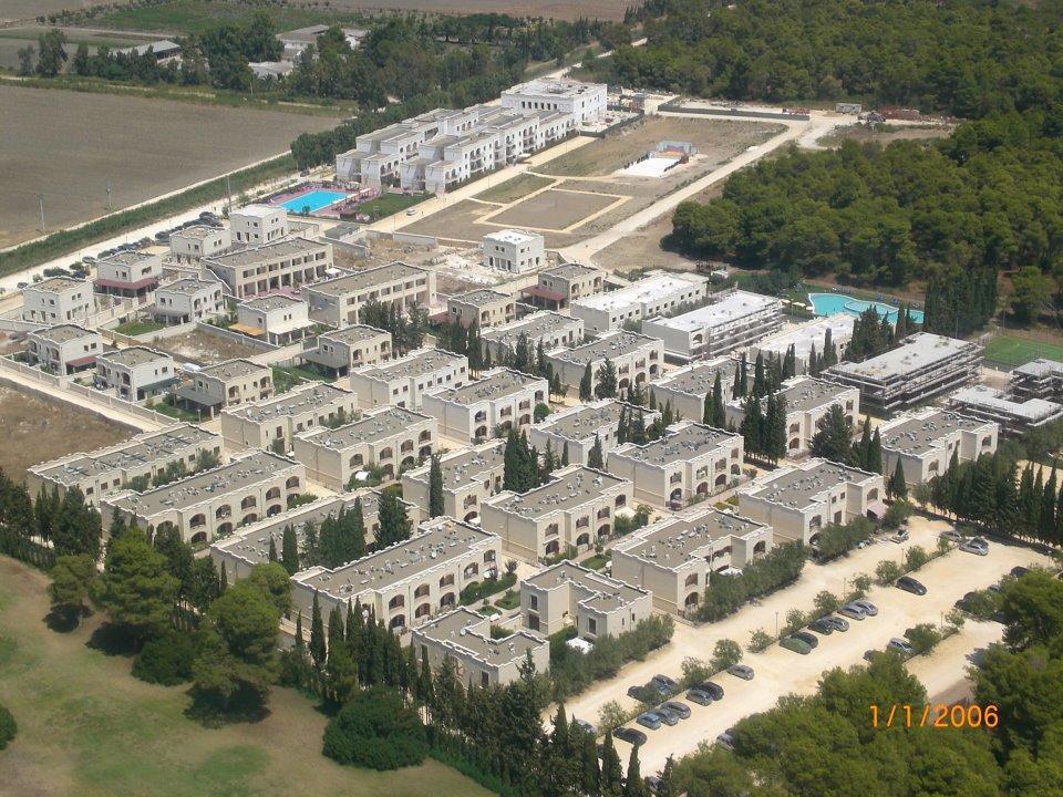 Villaggio Catalano Кастеланета Марина Екстериор снимка