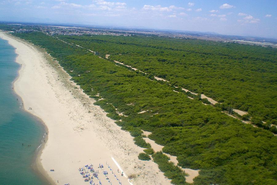 Villaggio Catalano Кастеланета Марина Екстериор снимка