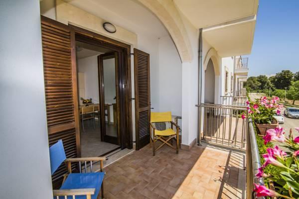 Villaggio Catalano Кастеланета Марина Екстериор снимка